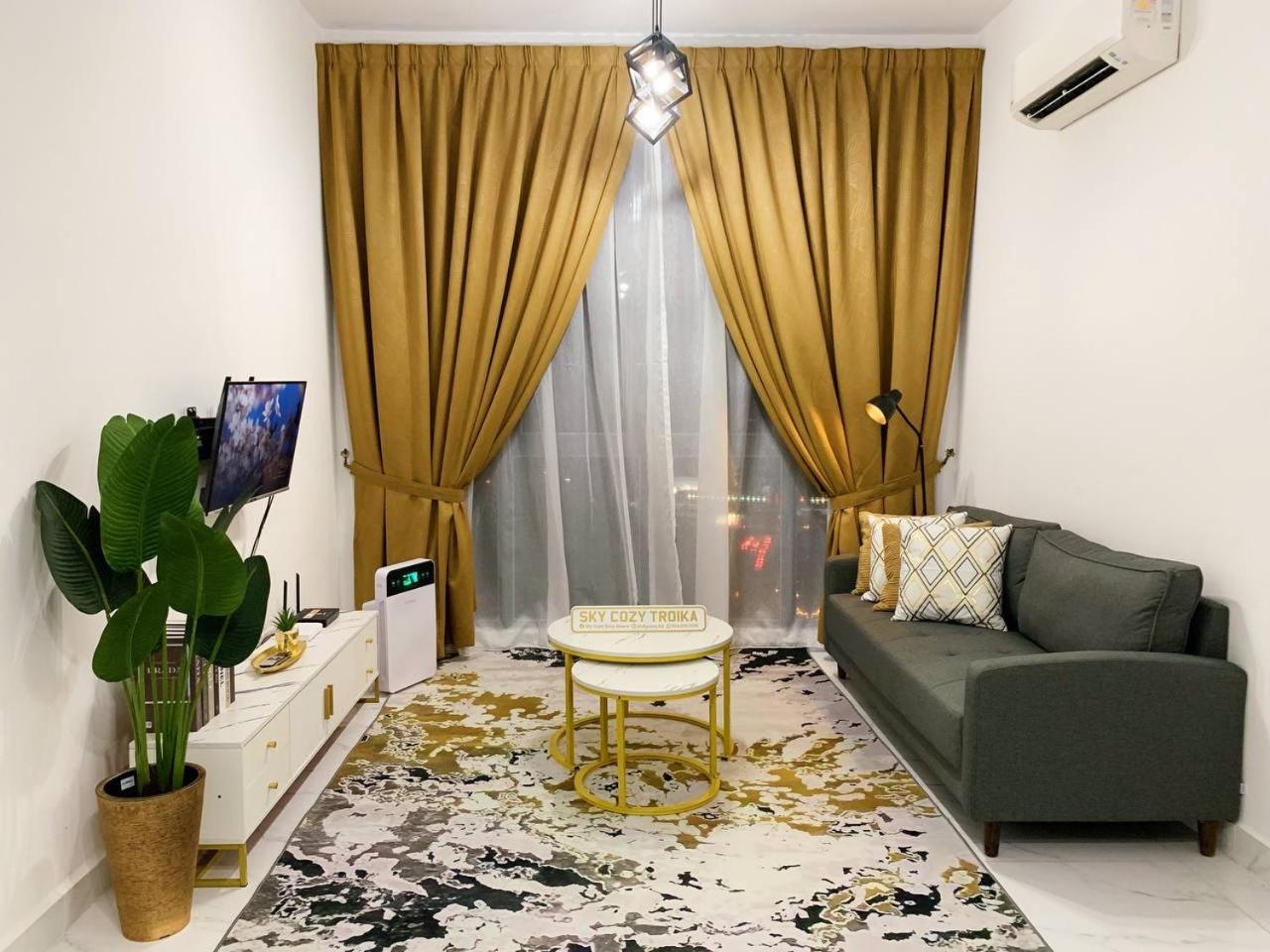 Sky Cozy Troika Residence, 1 Bedroom 4-6 Pax, 2 Bedrooms 6-8 Pax, Pool Vew, Sky & City View, Free Parking, Pool, Unlimited Wifi & Netflix Kota Bharu Esterno foto